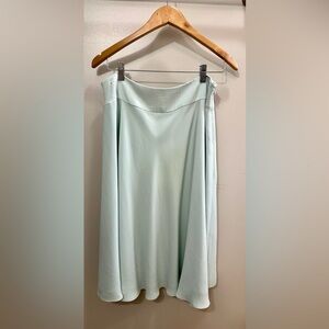 Talbots Mint Green Flowy Midi Silk Skirt Size 12